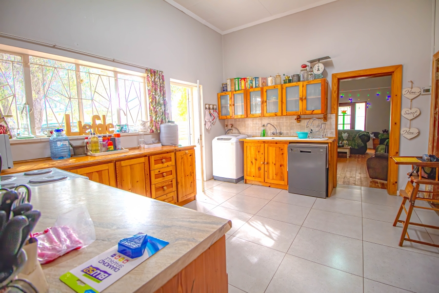 4 Bedroom Property for Sale in Middelpos Northern Cape